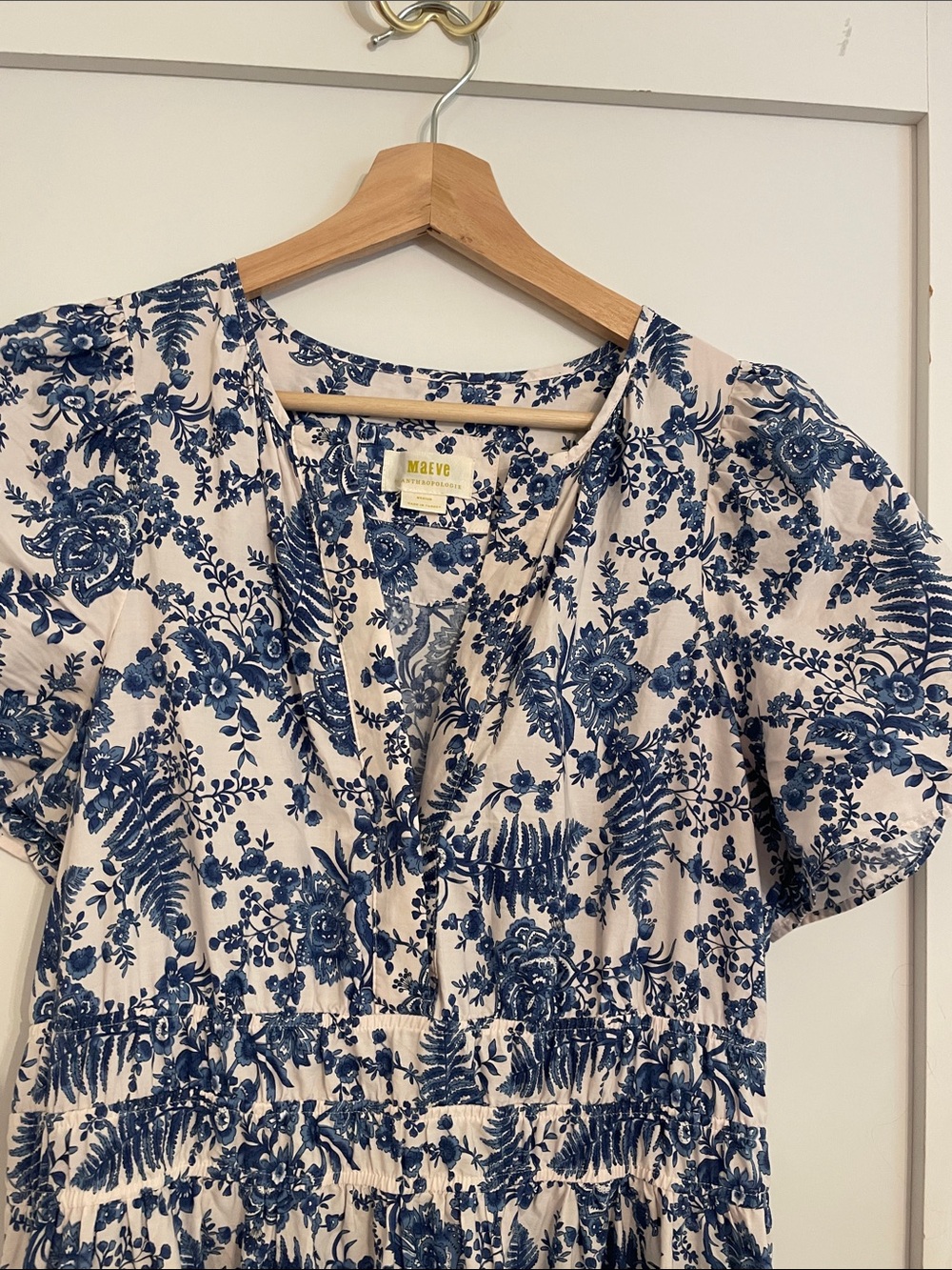 Maeve Beautiful Blue Anthro dress Medium - Picture 2 of 4